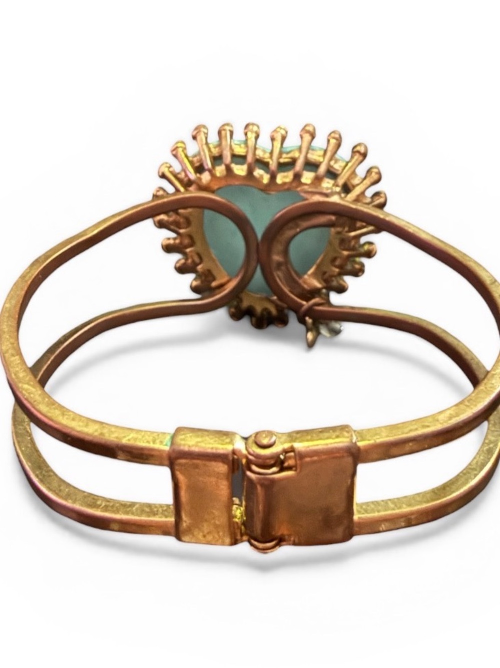 Betsey Johnson Candyland Bracelet with Turquoise Heart and Pink Crystal Center - Picture 4 of 6